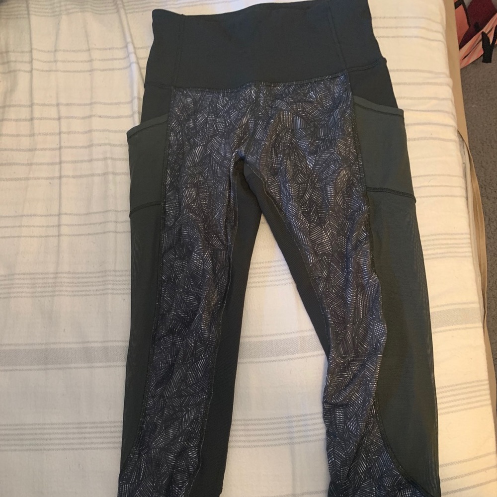 Lululemon 23” Leggings